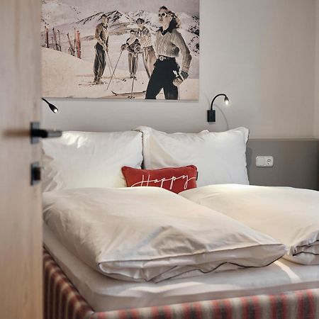 Neukirchen am Großvenediger Appartements Erwin & Eleonore Huettl I מראה חיצוני תמונה