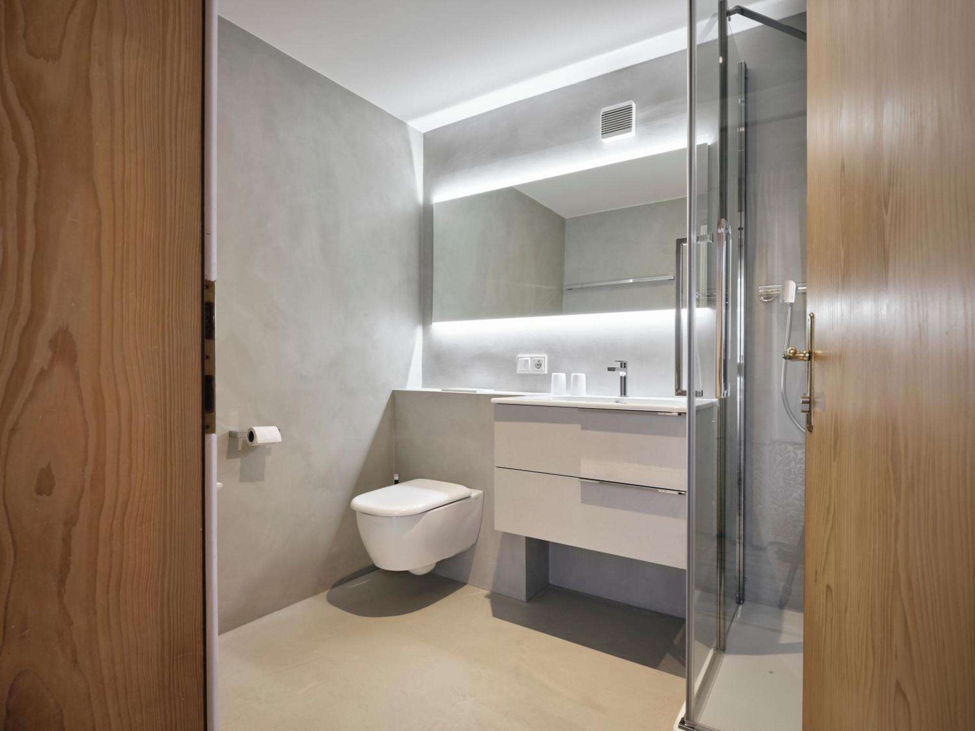 Neukirchen am Großvenediger Appartements Erwin & Eleonore Huettl I מראה חיצוני תמונה