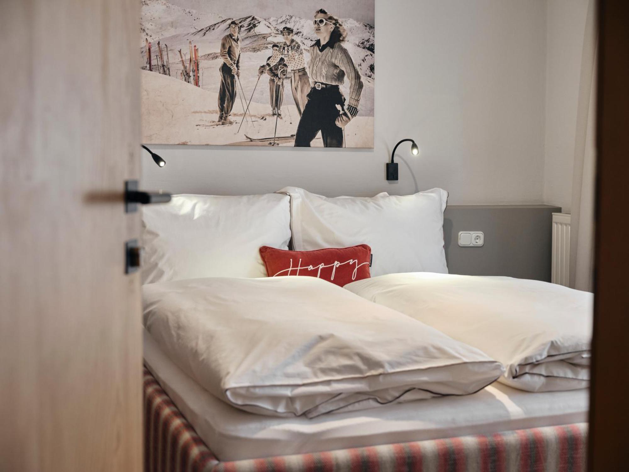 Neukirchen am Großvenediger Appartements Erwin & Eleonore Huettl I מראה חיצוני תמונה